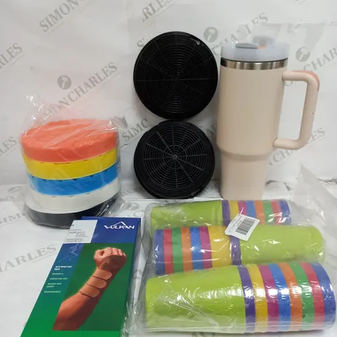 BOX OF APPROXIMATELY 15 ASSORTED ITEMS TO INCLUDE BIG CUP, FILTER, WRIST BRACE ETC