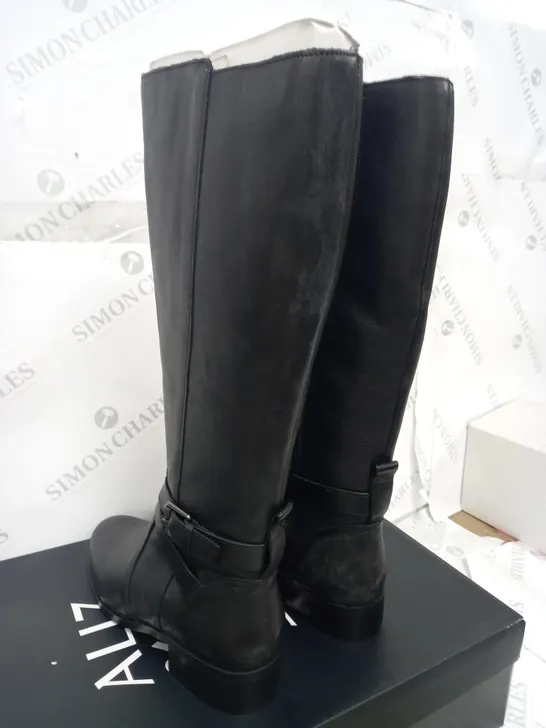 NATURALIZER BLACK HIGH BOoT - UK 6 - BOXED 