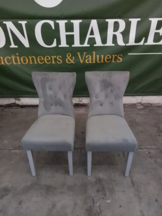 2 X DESIGNER GREY VELVET BUTTON BACK DINING CHAIRS 