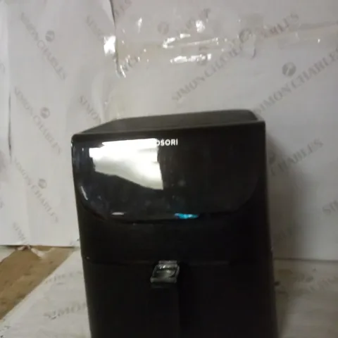 COSORI ELECTRIC HOT AIR FRYER 