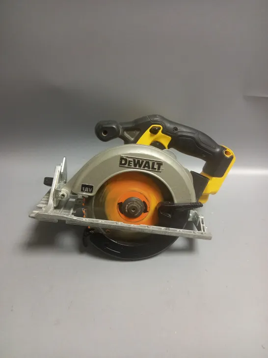 DEWALT 18V DCS391