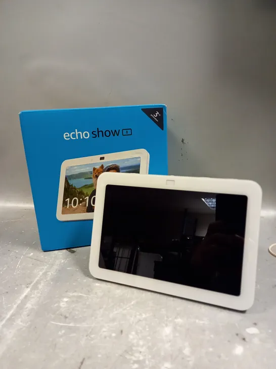 BOXED AMAZON ECHO SHOW 8 - 3RD GENERATION 