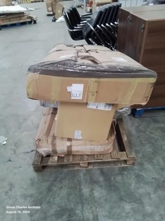 PALLET CONTAINING VARIOUS FURNITURE PARTS