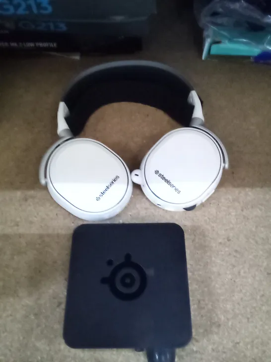 BOXED STEEL SERIES HEADSET AND TRANSCIEVER