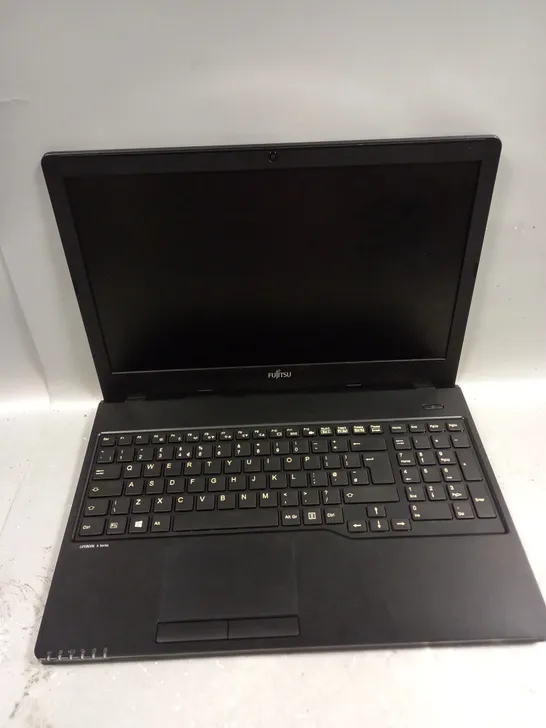 FUJITSU LIFEBOOK A555 LAPTOP IN BLACK