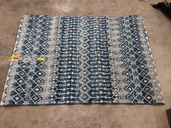 DONAWAY BLUE MOROCCAN TILE POWER LOOM RUG // 120 X 170CM