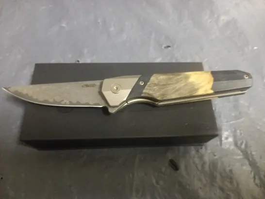 BOXED CARVED FOLDING KNIFE