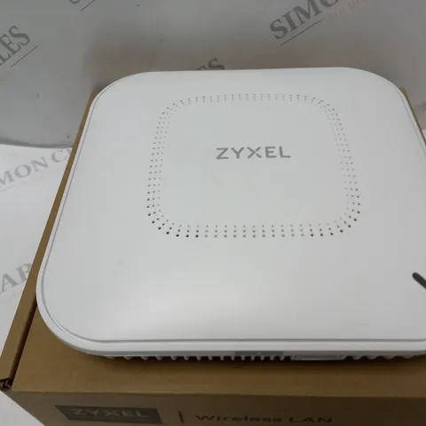 ZYXEL WAX650s BOX