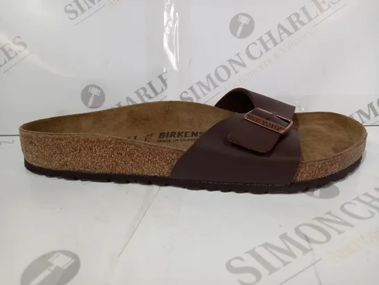 BOXED PAIR OF BIRKENSTOCK OPEN TOE SANDALS IN BROWN EU SIZE 41