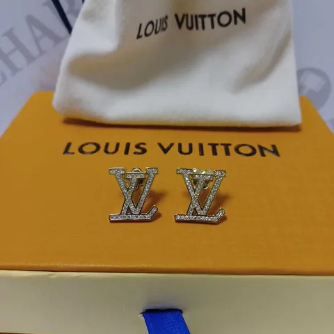 LOUIS VUITTON JEWEL LOGO EARRINGS 