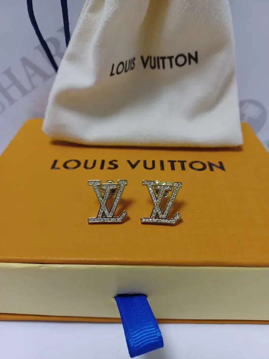 LOUIS VUITTON JEWEL LOGO EARRINGS 