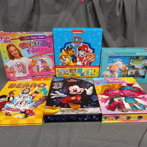 BOX OF APPROXIMATELY 10 ASSORTED BOOKS AND TOYS TO INCLUDE PAW PATROL, BEANO AND TROLLS