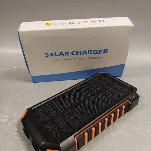 BOXED HILUCKEY SOLAR PORTABLE POWERBANK - 26800MAH