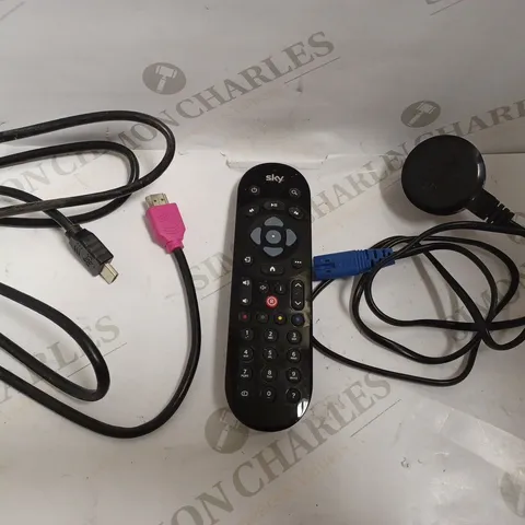 SKY Q REMOTE EC060 AND POWER LEAD