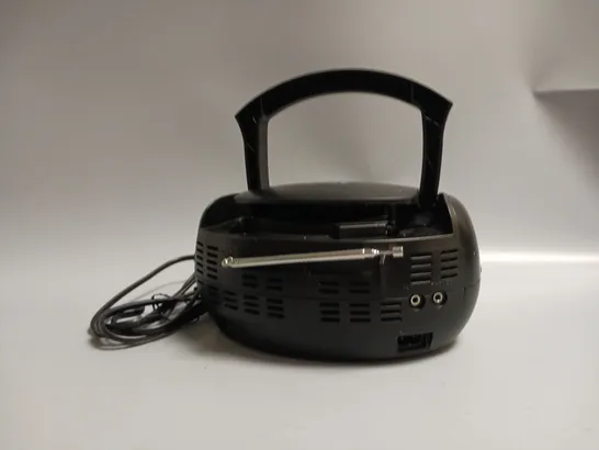 LLOYTRON PORTABLE STEREO CD RADIO ENABLES BLUETOOTH USB AND FM RADIO IN BLACK 