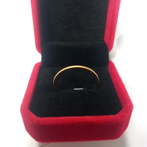 BERING SPARKLY GOLD PLATED BERING RING SIZE 9