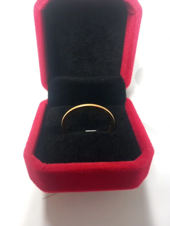 BERING SPARKLY GOLD PLATED BERING RING SIZE 9