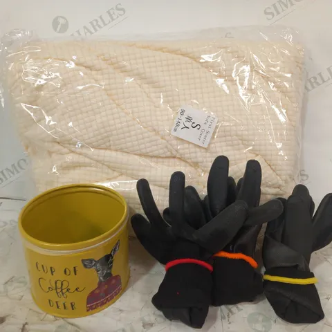 BOX OF APPROXIMATELY 20 ASSORTED HOUSEHOLD ITEMS TO INCLUDE SOFA COVER, COFFEE TIN, PROTECTIVE GLOVES, ETC