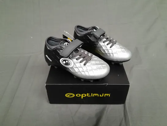 BOXED PAIR OF OPTIMUM IGNISIO BOOT-VELCRO MOULDED BLACK/SILVER SIZE UK 11