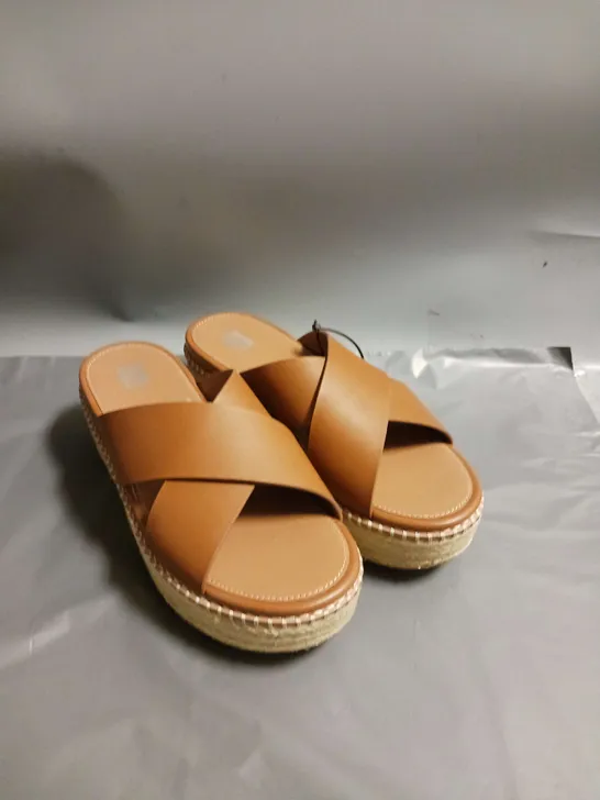 FITFLOP WEDGE SANDALS BROWN SIZE 6