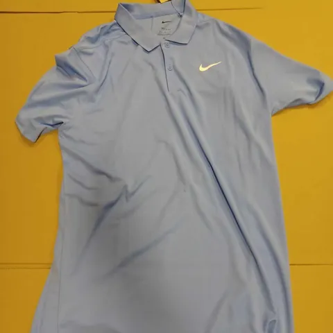 NIKE MENS DRI-FIT GOLF BREATHABLE T-SHIRT // SIZE: L