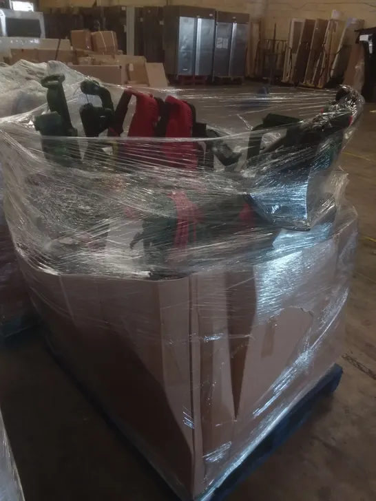 PALLET OF APPROXIMATELY 35 ASSORTED LOOSE HEDGE TRIMMER