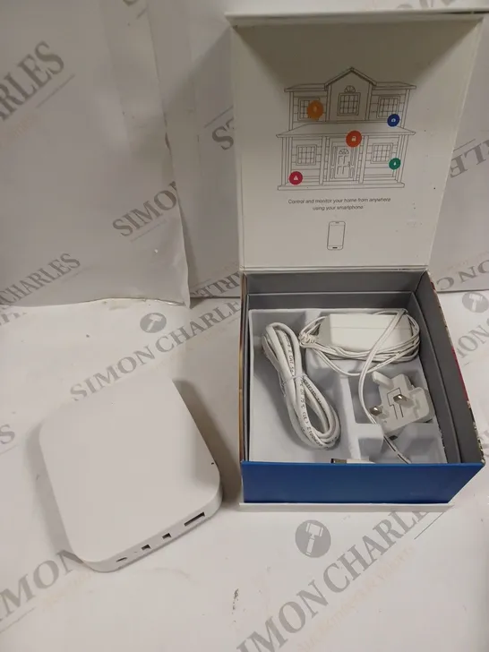 BOXED SAMSUNG SMART THINGS CENTRAL HUB 