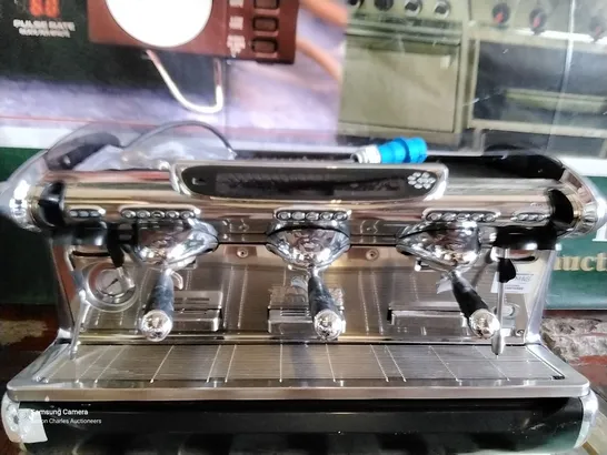 TRADITIONAL FAEMA EMBLEMA COFFEE MACHINE