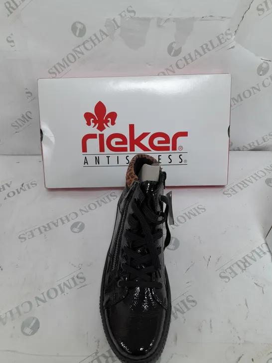 BOXED PAIR OF RIEKER HIGH TOP CUFFED TRAINERS IN BLACK - SIZE 7.5