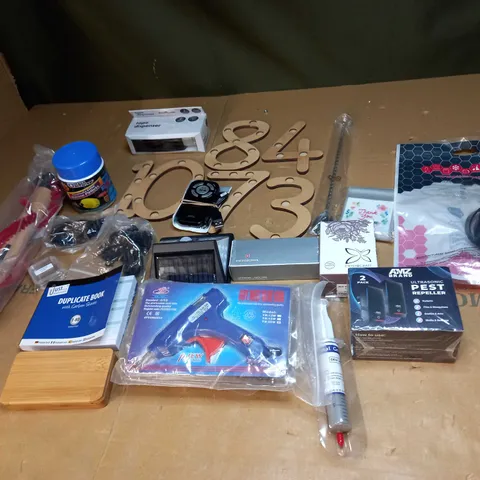 LOT OF ASSORTED HOUSEHOLD ITEMS TO INCLUDE PEST REPELLER, HOOVER PARTS AND FISH FOOD