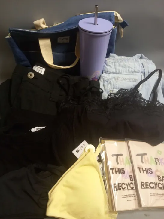 BOX OF APPROXIMATELY 15 ASSORTED HOUSEHOLD/CLOTHING ITEMS TO INCLUDE BAG, TOPS, TROUSERS ETC