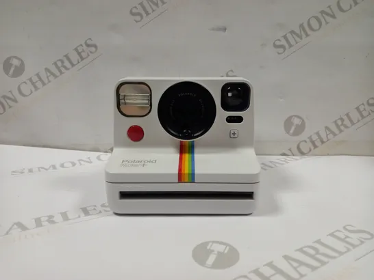 POLAROID NOW+ INSTANT CAMERA I-TYPE - WHITE