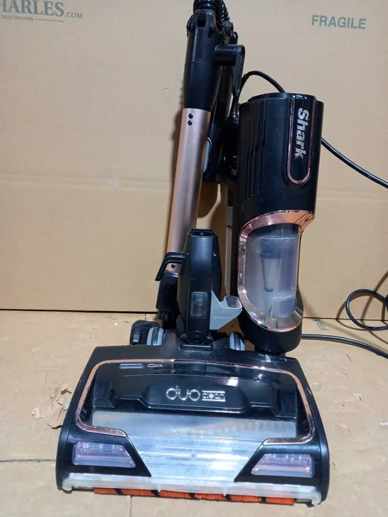 SHARK HZ500UKT VACUUM CLEANER 