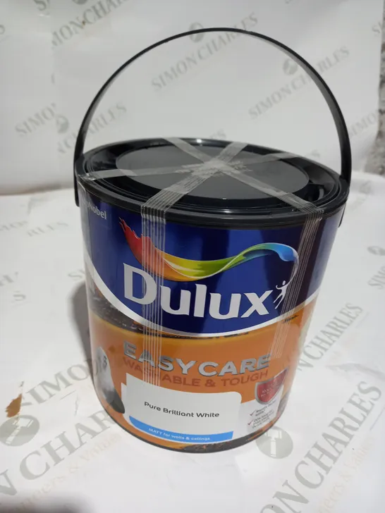 DULUX EASYCARE PURE BRILLIANT WHITE MATT EMULSION PAINT, 2.5L