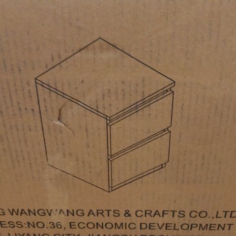 BOXED CHEST OF DRAWERS IN WHITE - 1OF1