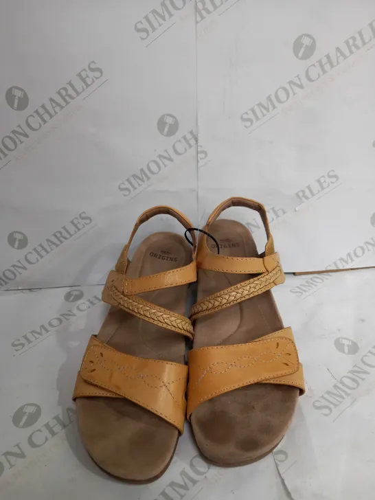 EARTH ORIGINS AMBER SANDALS SIZE UK 8