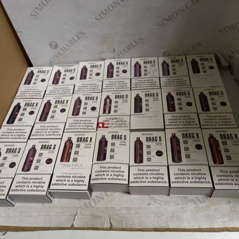 LOT OF APPROXIMATELY 20 E-CIGARATTES TO INCLUDE VOOPOO DRAG S, VOOPOO DRAG X ETC.