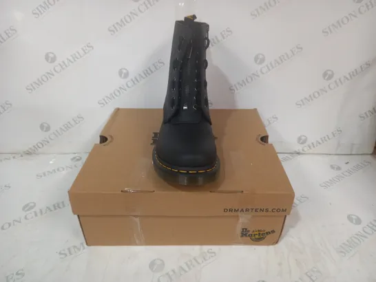 BOXED PAIR OF DR MARTENS 1460 PASCAL FRONT ZIP ANKLE BOOTS IN BLACK UK SIZE 8