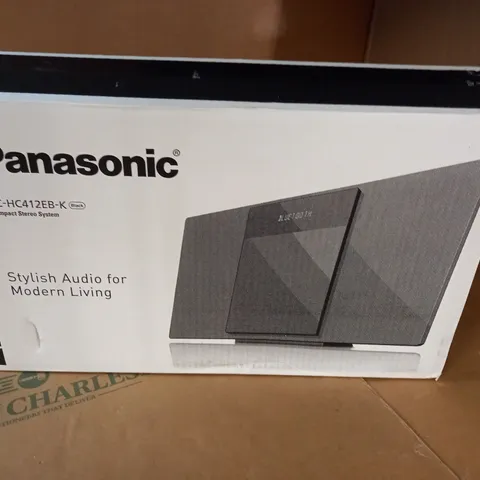 BOXED PANASONC COMPACT STEREO SYSTEM - SCHC412EB / BLACK