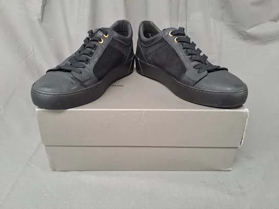 BOXED PAIR OF ANDROID HOMME SHOES IN BLACK SIZE 8