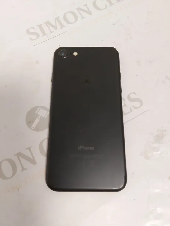 APPLE IPHONE 7 (A1778)