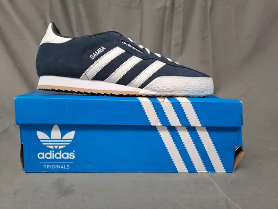 BOXED PAIR OF ADIDAS SAM SUPER SUEDE SHOES IN NAVY UK SIZE 8