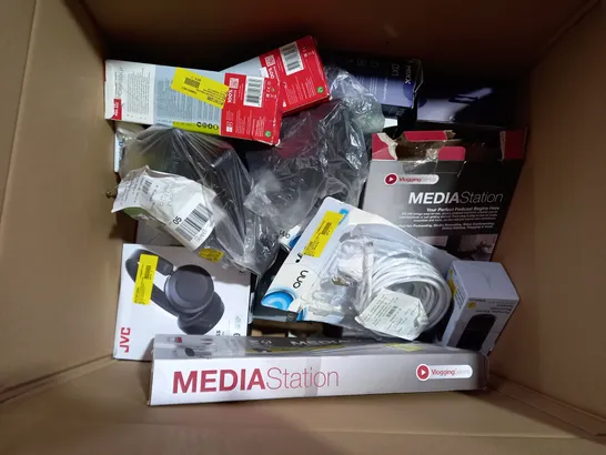 	BOX OF APPROXIMATELY 20 ASSORTED ELECTRICAL ITEMS TO INCLUDE ONE FOR AERIAL, ONN ALARM CLOCK, MIXX WIRELESS HEADPHONES ETC