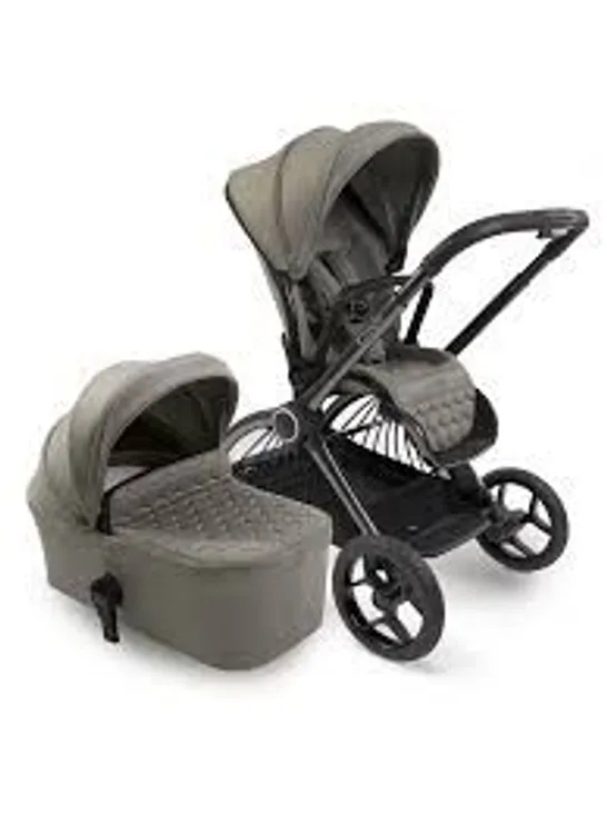 BOXED ICANDY CORE PUSHCHAIR AND CARRYCOT - LIGHT MOSS RRP £1280