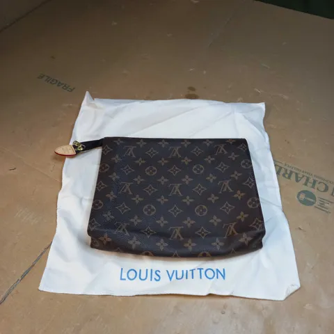 LOUIS VUITTON MAKEUP BAG 