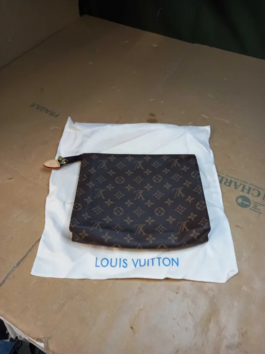 LOUIS VUITTON MAKEUP BAG 