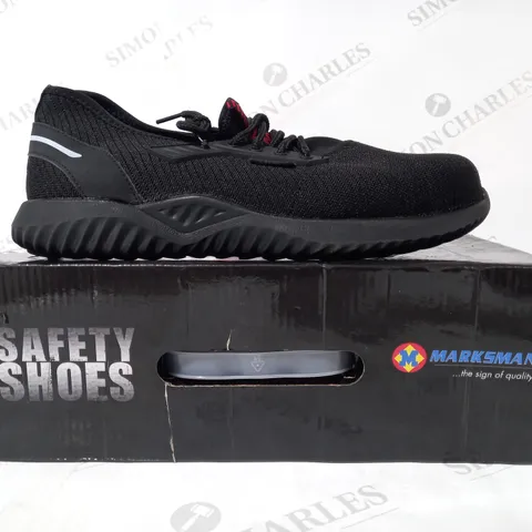 BOXED PAIR OF MARKSMAN SAFETY SHOES IN BLACK UK SIZE 10