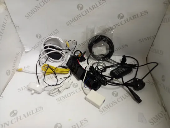 LARGE QUANTITY OF ELECTRICALS & ELECTRICAL CABLES OF VARIOUS TYPES TO INCLUDE TOOTHBRUSH CHARGER, POWER ADAPTER, ETHERNET CABLE, ETC