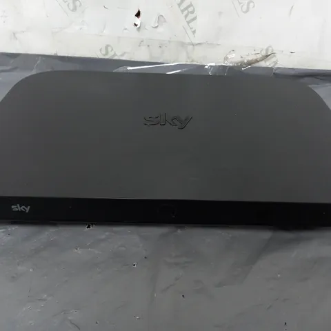 SKY ES130 BOX