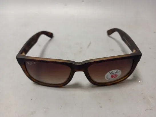 BOXED RAY-BAN SUNGLASSES IN RUBBER TORTOISE SHELL COLOUR FRAME